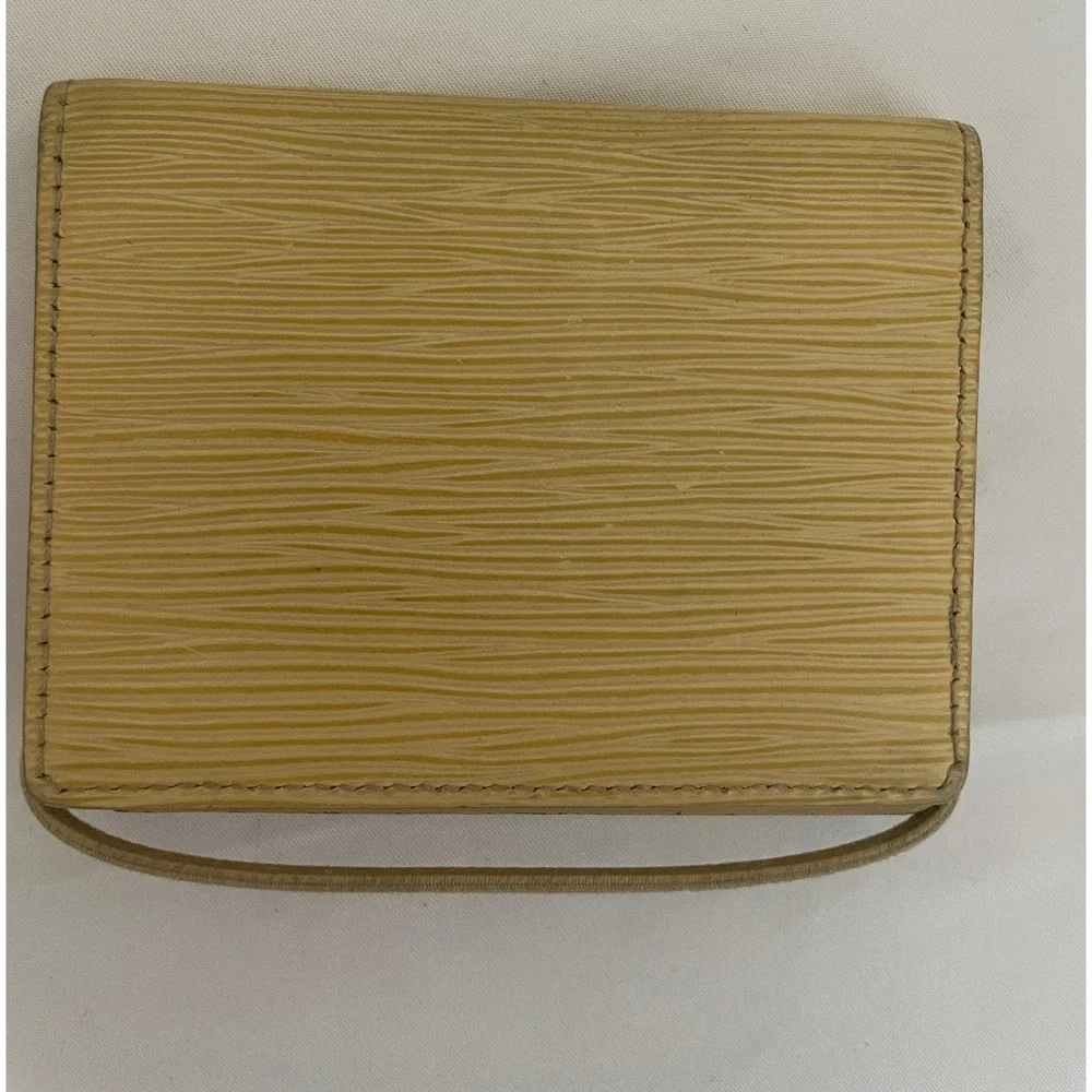 Louis Vuitton Epi Leather Card Holder Vanilla Yellow ID Window Wallet France#648